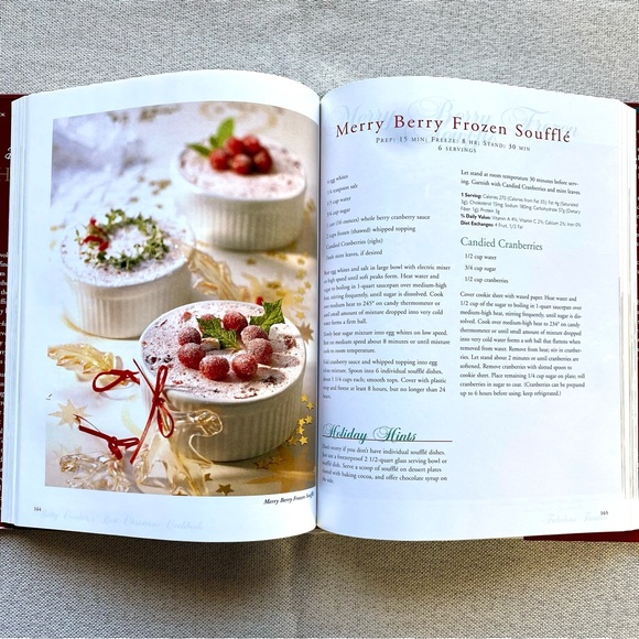 ✨Betty Crocker’s Best Christmas Cookbook - Picture 6 of 7